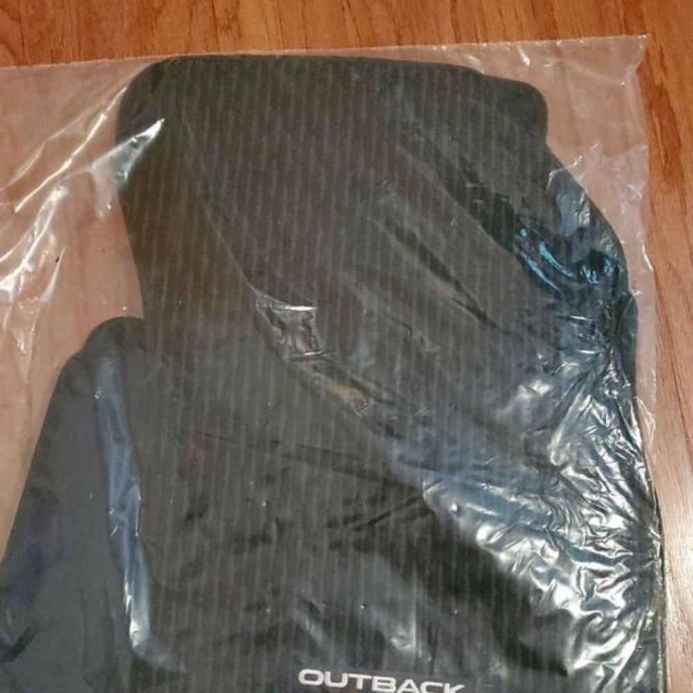 2018 Subaru Outback Carpet Floor Mats 4Pc